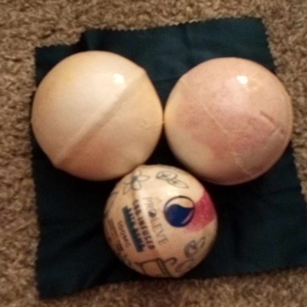 Set of 3 Bath bombs 2 jumbo 1 regular 🍬🍭